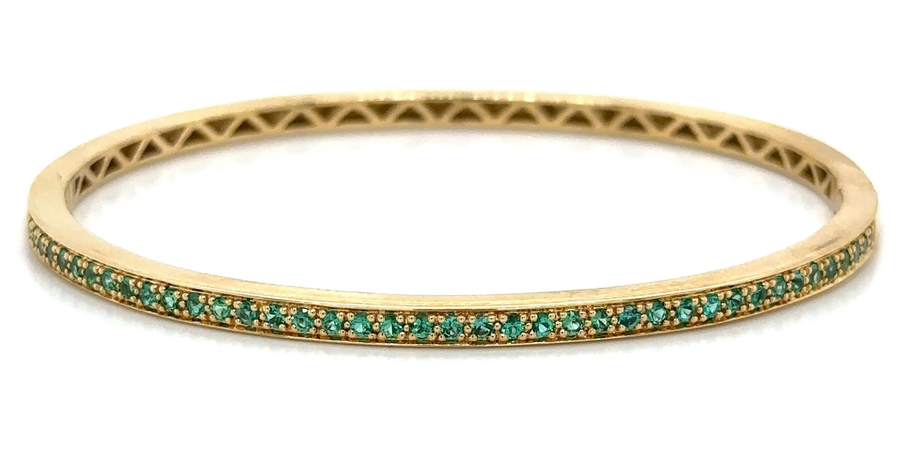 0.68ct tw Emerald Yellow Gold Bangle Bracelet