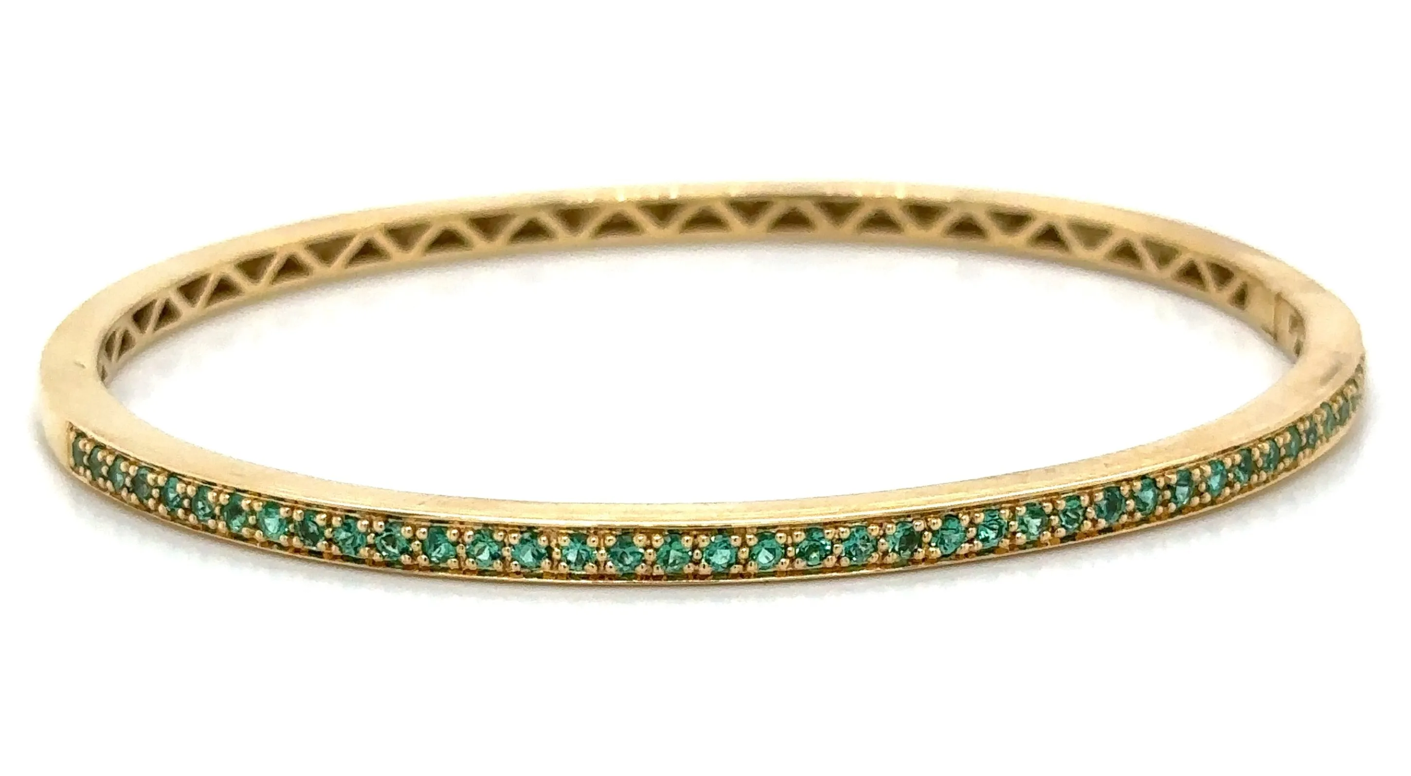 0.68ct tw Emerald Yellow Gold Bangle Bracelet