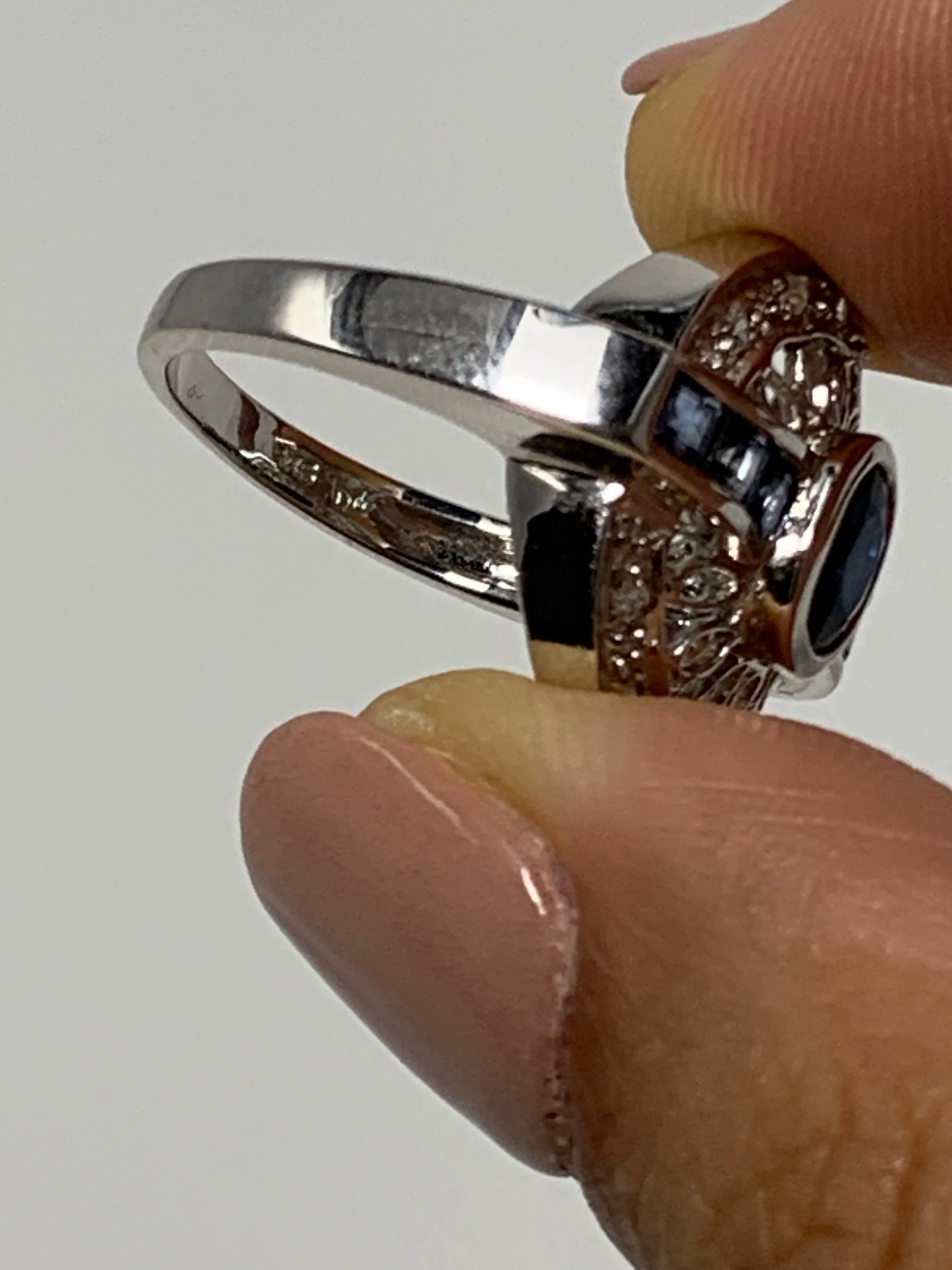 14 K Sapphire and Diamond Ring!