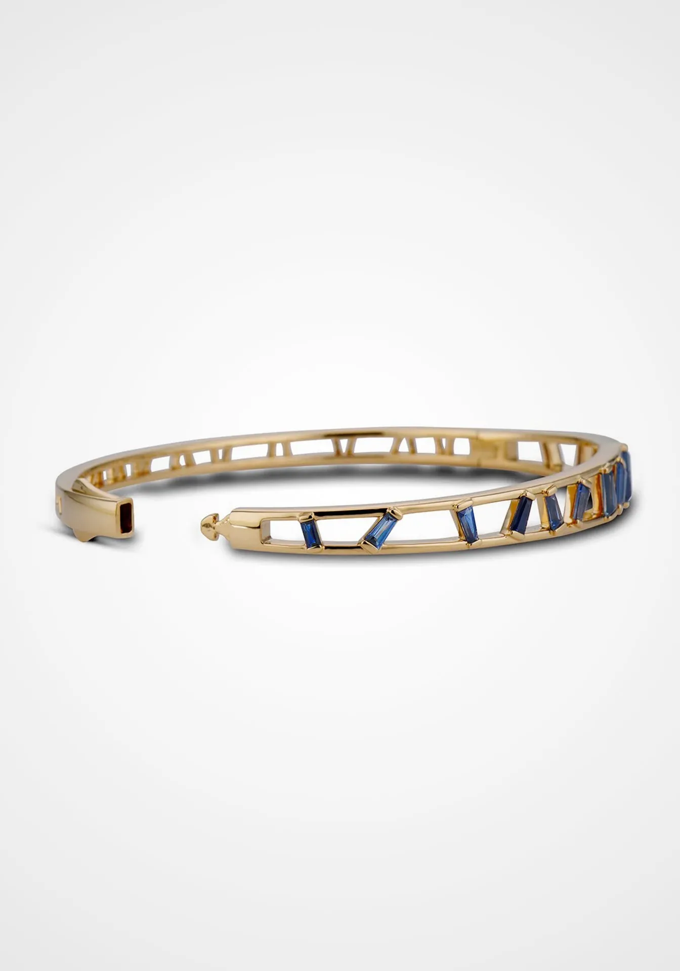 Aerial Rectangular, 18K Yellow Gold   Blue Sapphire Bangle