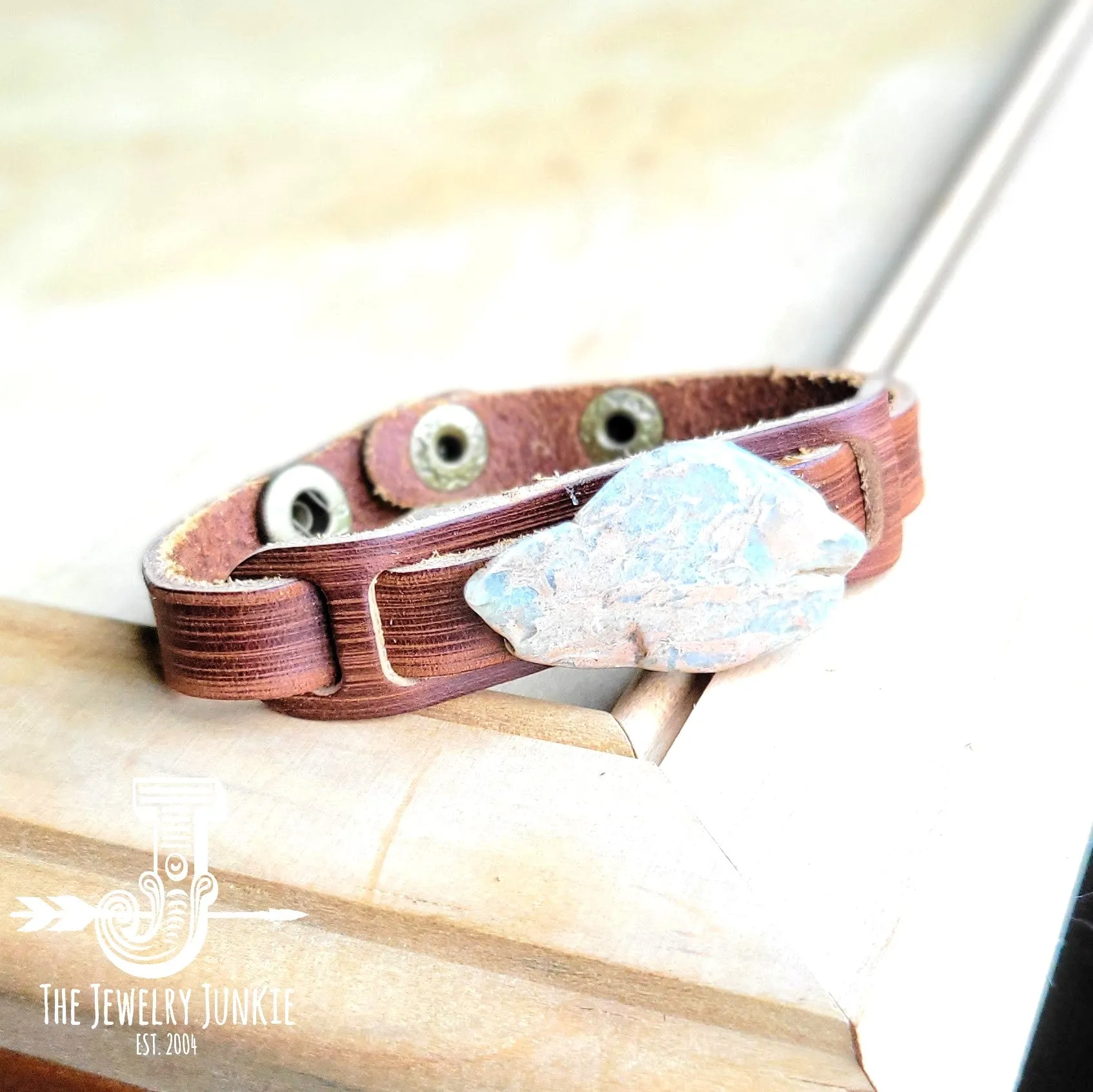 Aqua Terra Slab on Narrow Leather Cuff Bracelet 006c