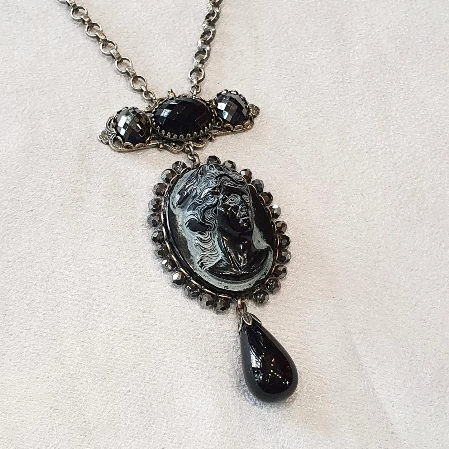 Askew London Black Glass Cameo pendant necklace  Silver Chain Signed