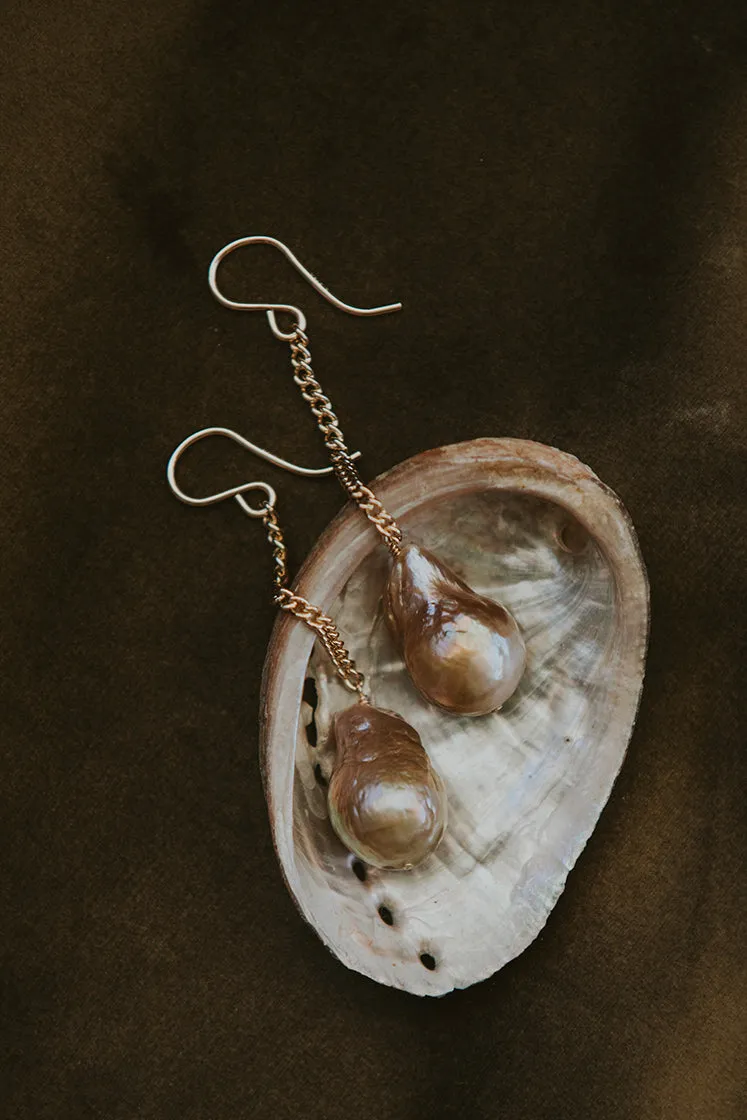 Chain Drop Earrings - Baroque Pearl