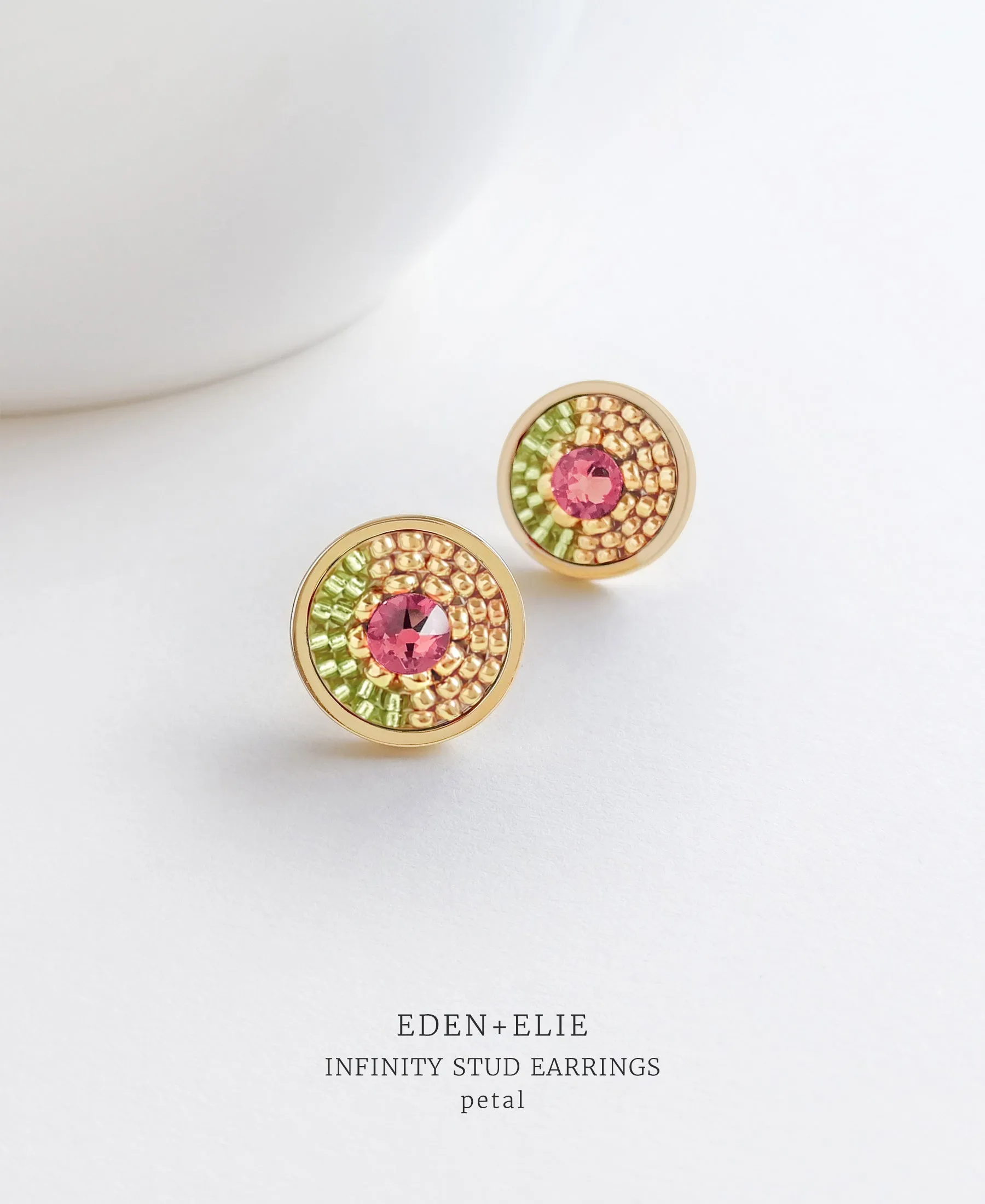 EDEN   ELIE Infinity stud earrings - petal