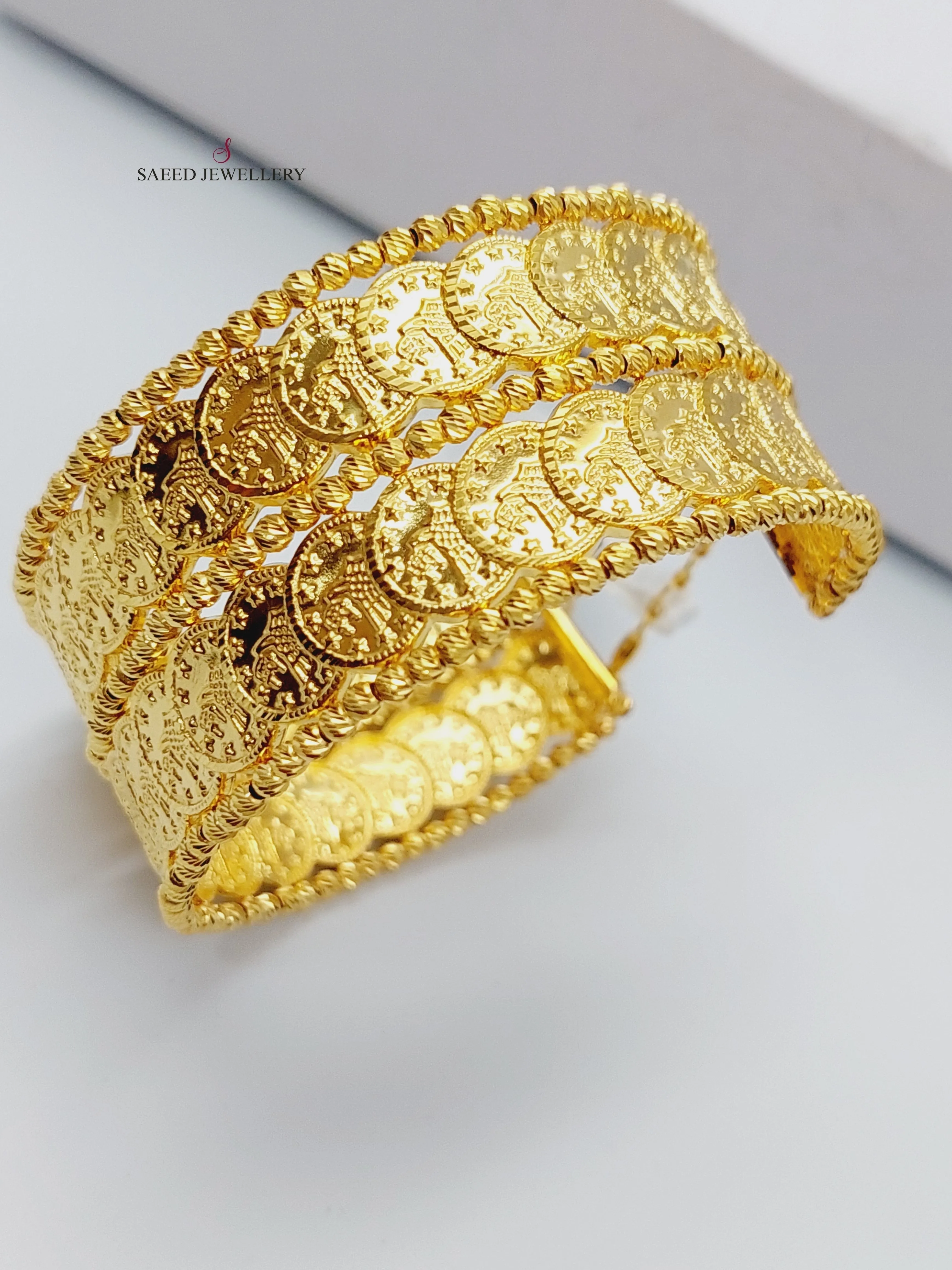 Eighths Rashadi Bangle Bracelet