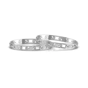 Elegant Majestic Silver Bangle