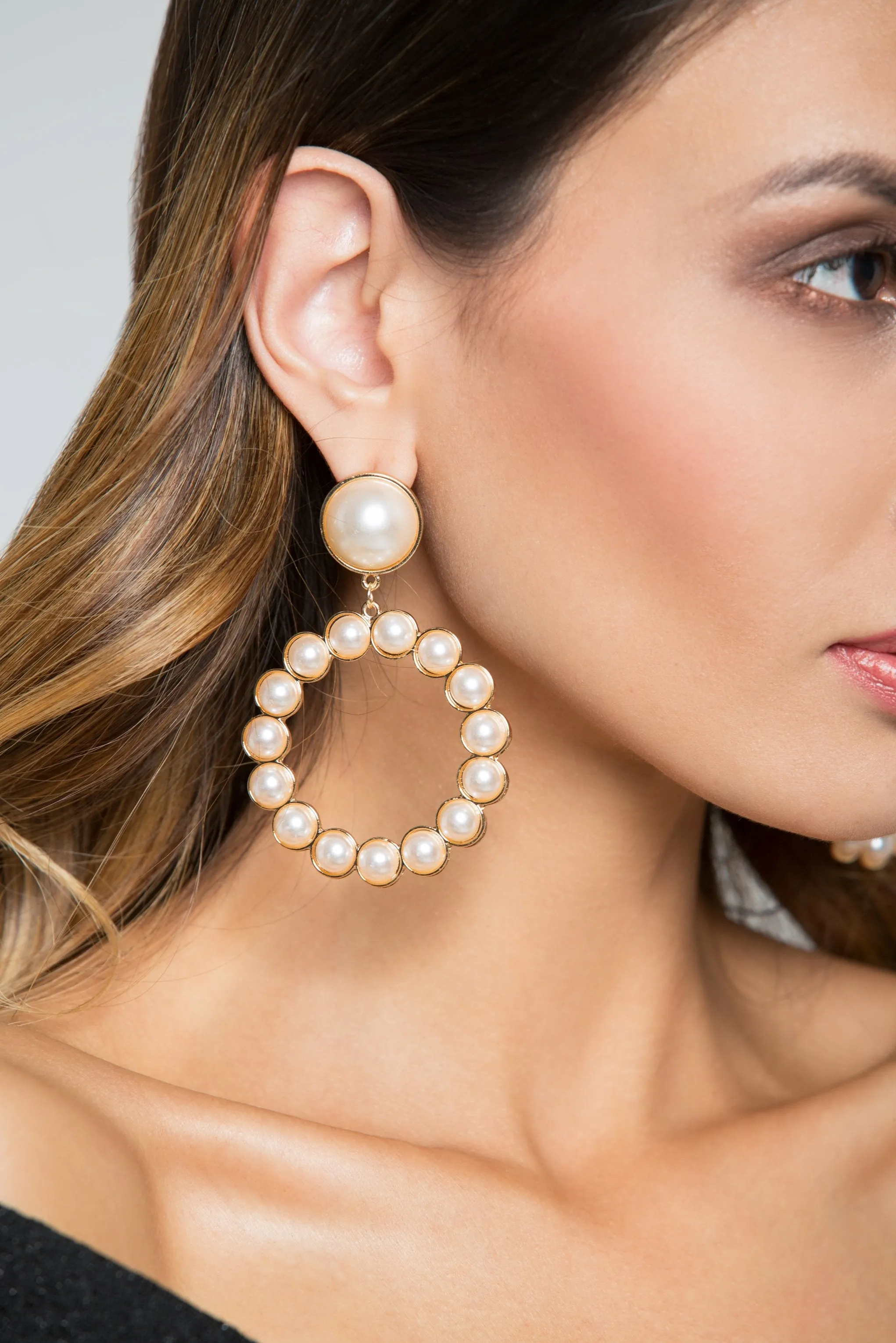 Faux Pearl Wrap Round Drop Earrings