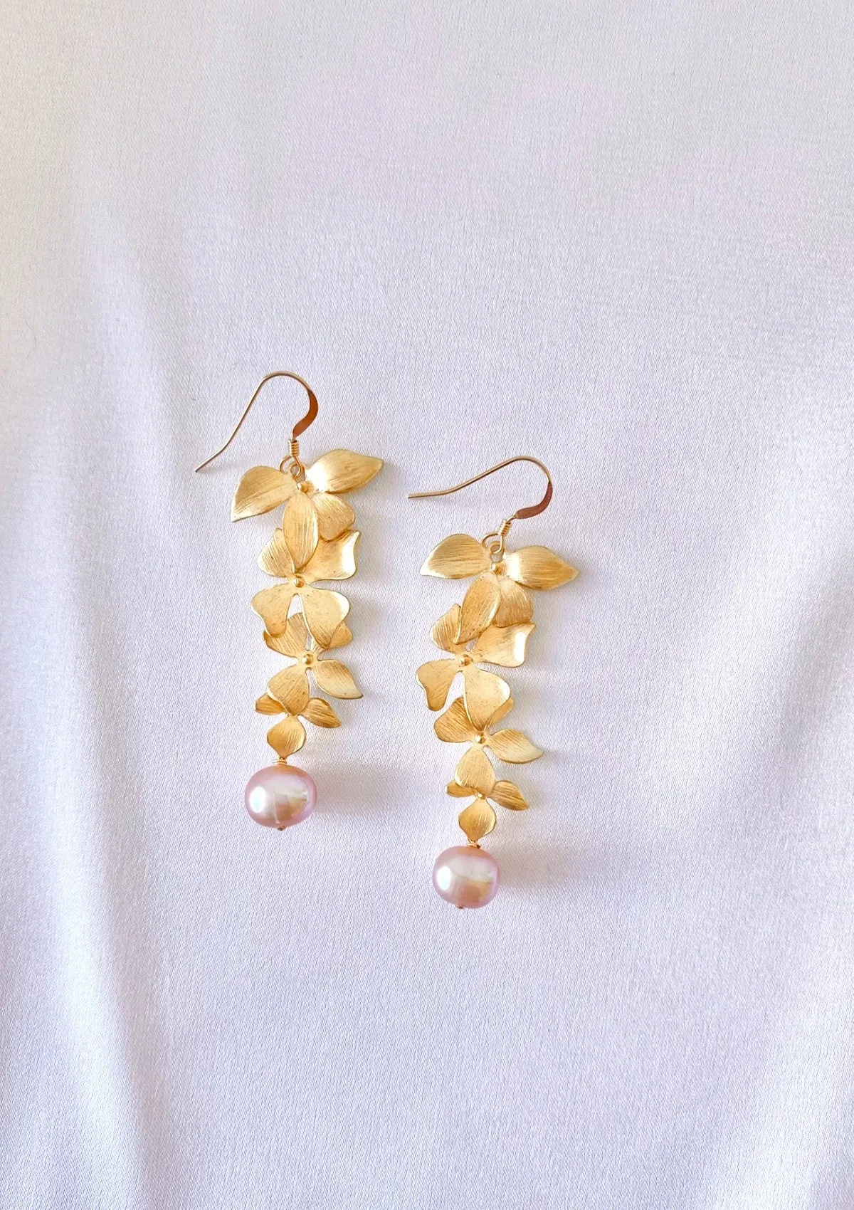 Floral Pearl Earrings