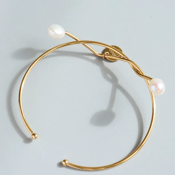 Good Lucky Freshwater Pearl Charm Bangle Bracelet