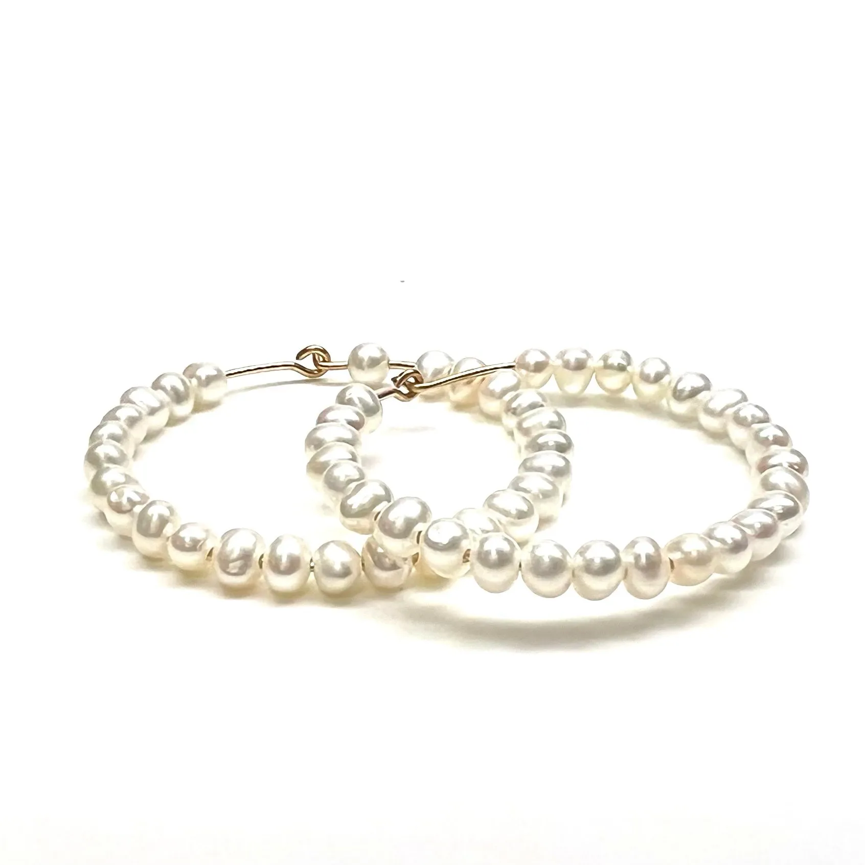 LARGE PEARL HOOP