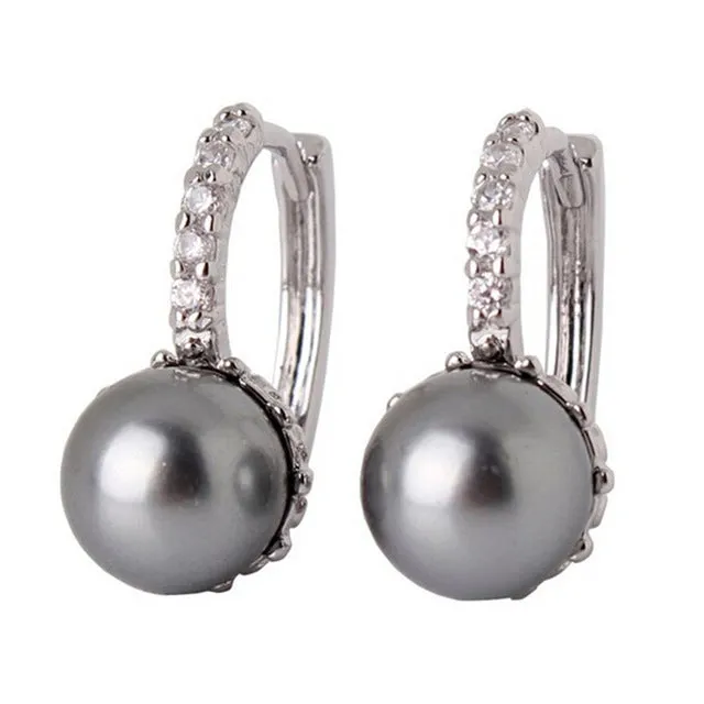 MOLIAM Crystal Hoop Earrings for Women White/Gray Simulated Pearl Delightful Wedding Design Huggie Earring MLE137/MLE146