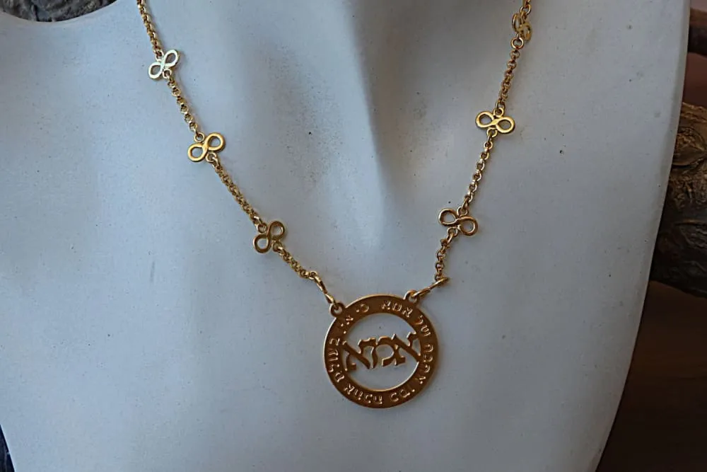 Mommy necklace