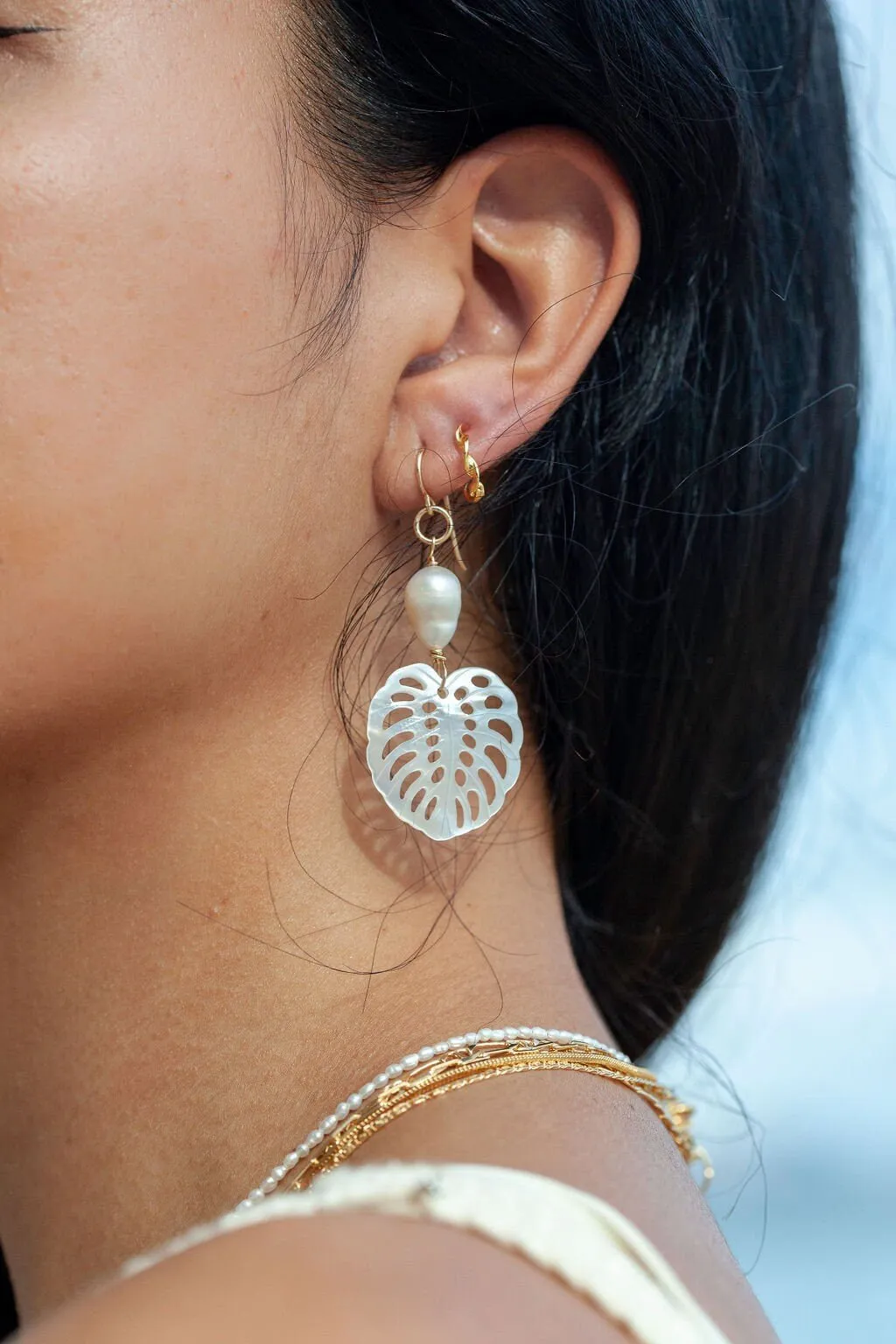 Monstera & Pearl Drop Earrings - Me'e