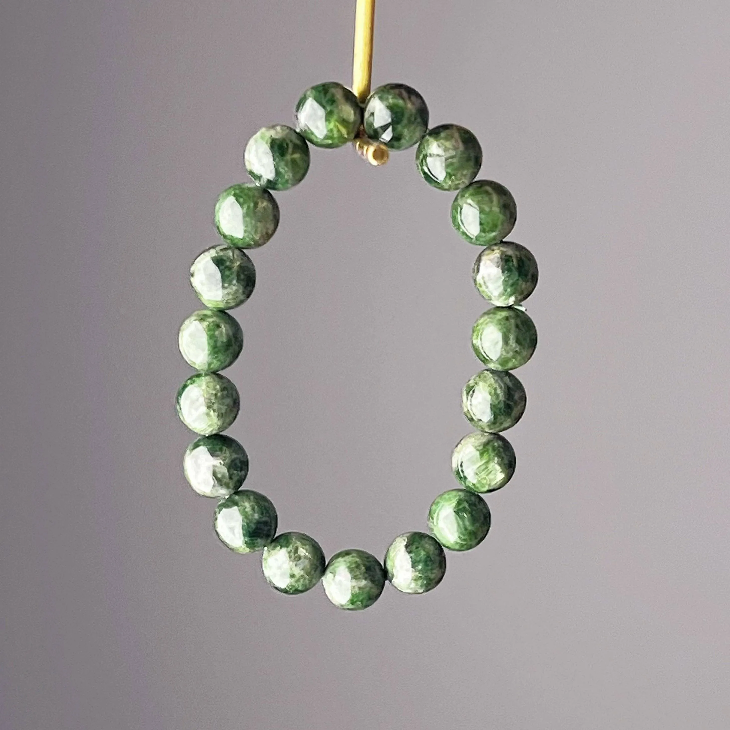 Ninaouity - Heart Chakra Green Diopside Crystal Bracelet