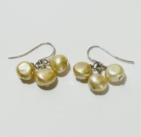 Three Pearl Earrings, Champagne 2 (PO25)