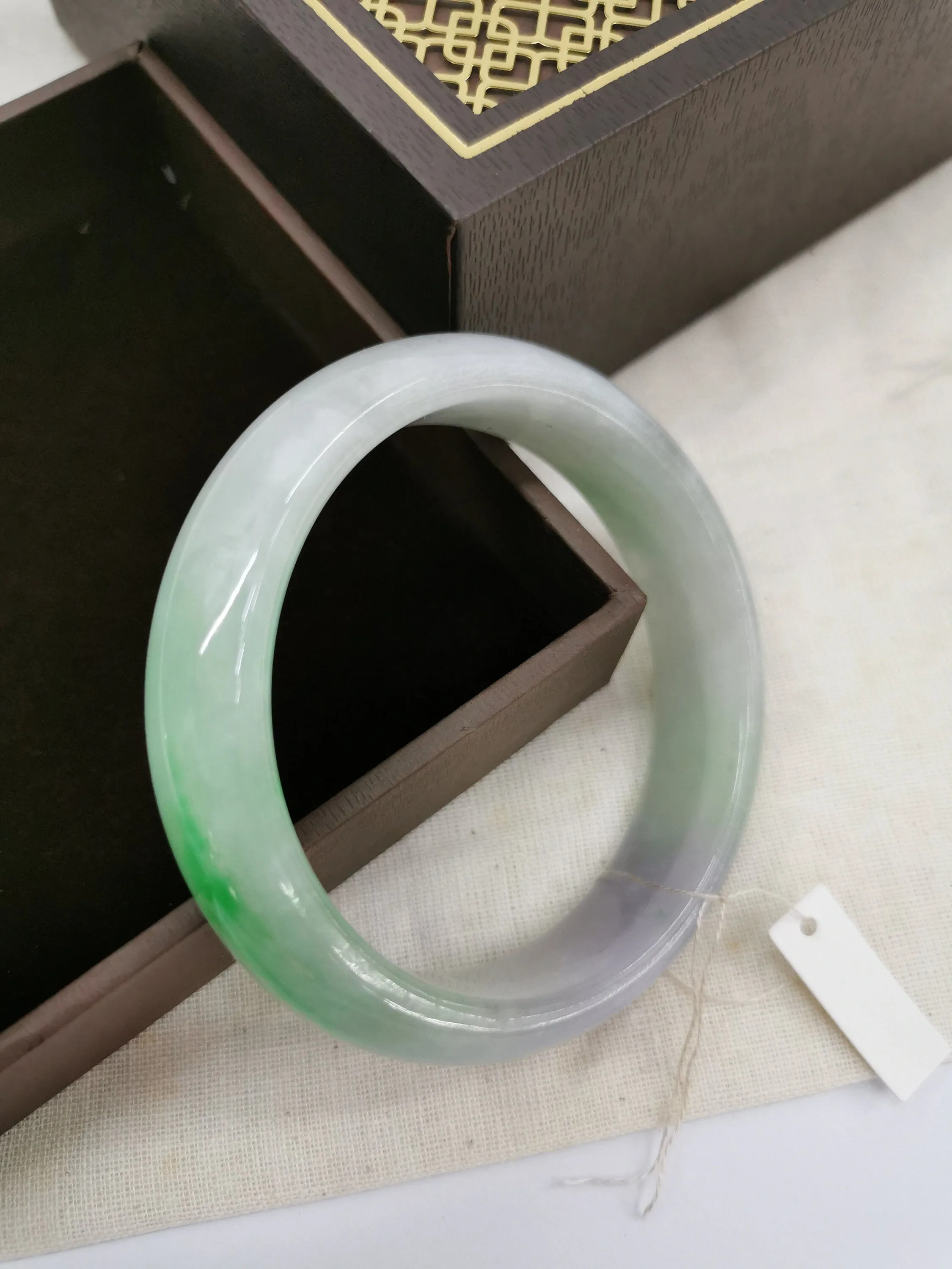 Translucent Jade Dual Colour Purple Lavender and Light Green Wide Bangle