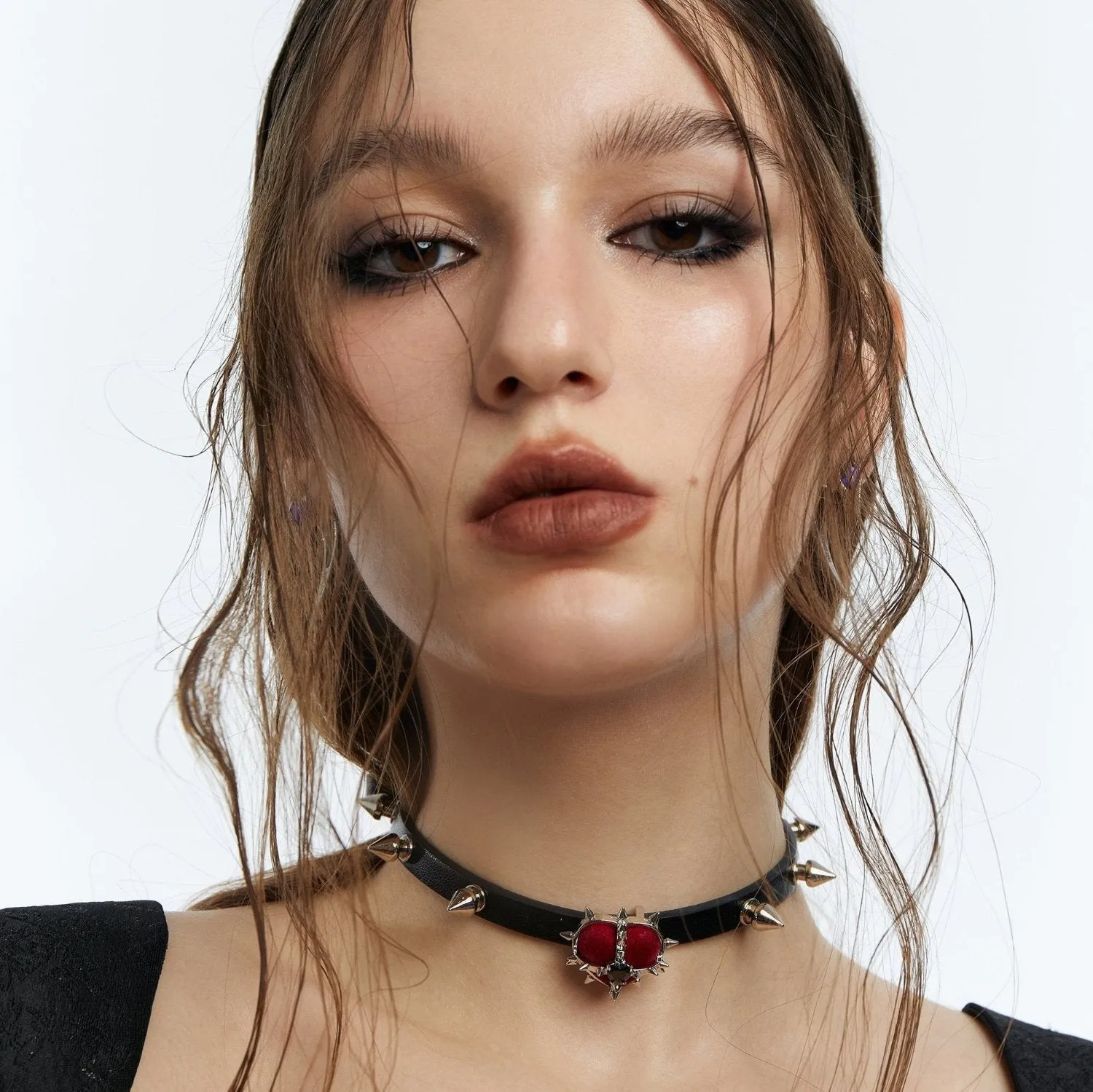 Velvet Heart Rivet Choker