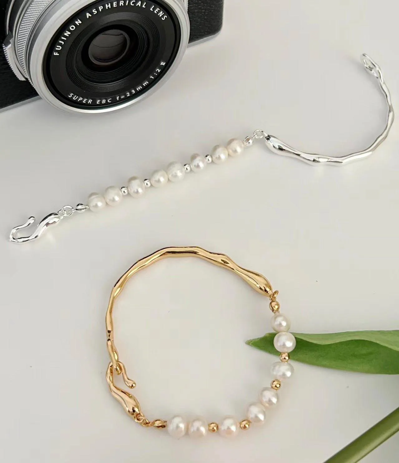 VICTORIA Romantic Pearl bracelet