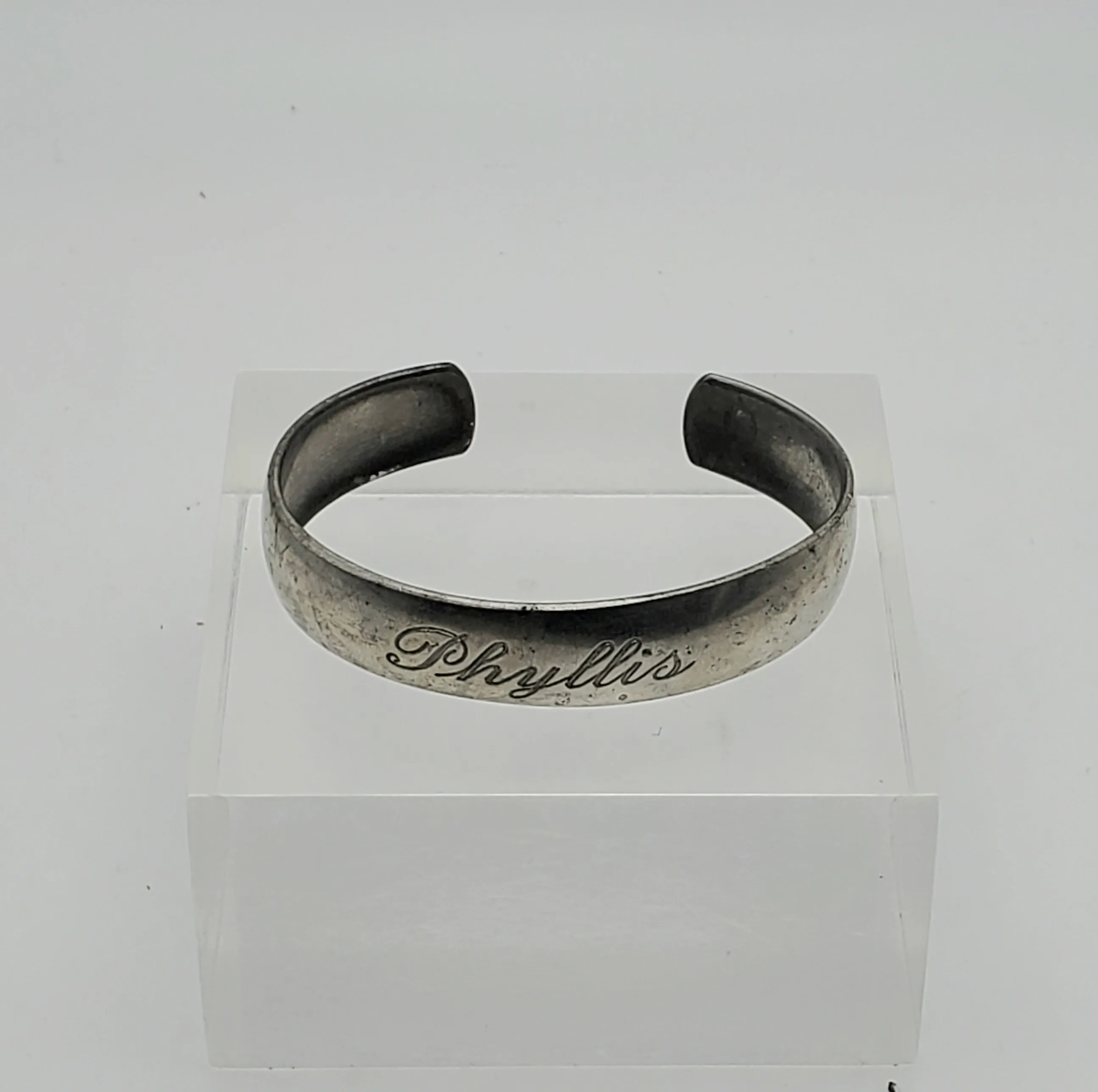 Vintage Raymond Pewter Monogrammed Cuff Bracelet "Phyllis"