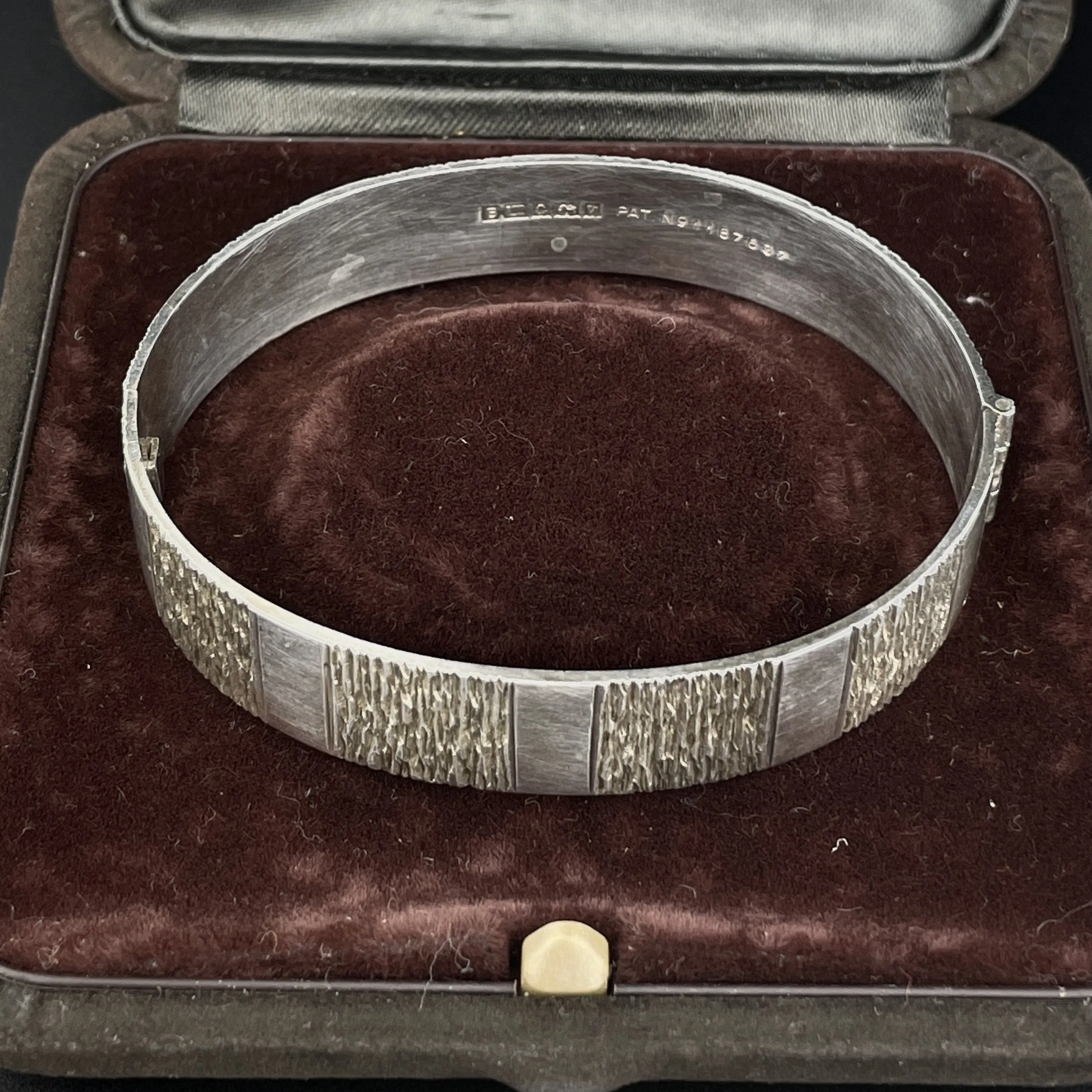 Vintage Silver Textured Carved Bangle Cuff Bracelet