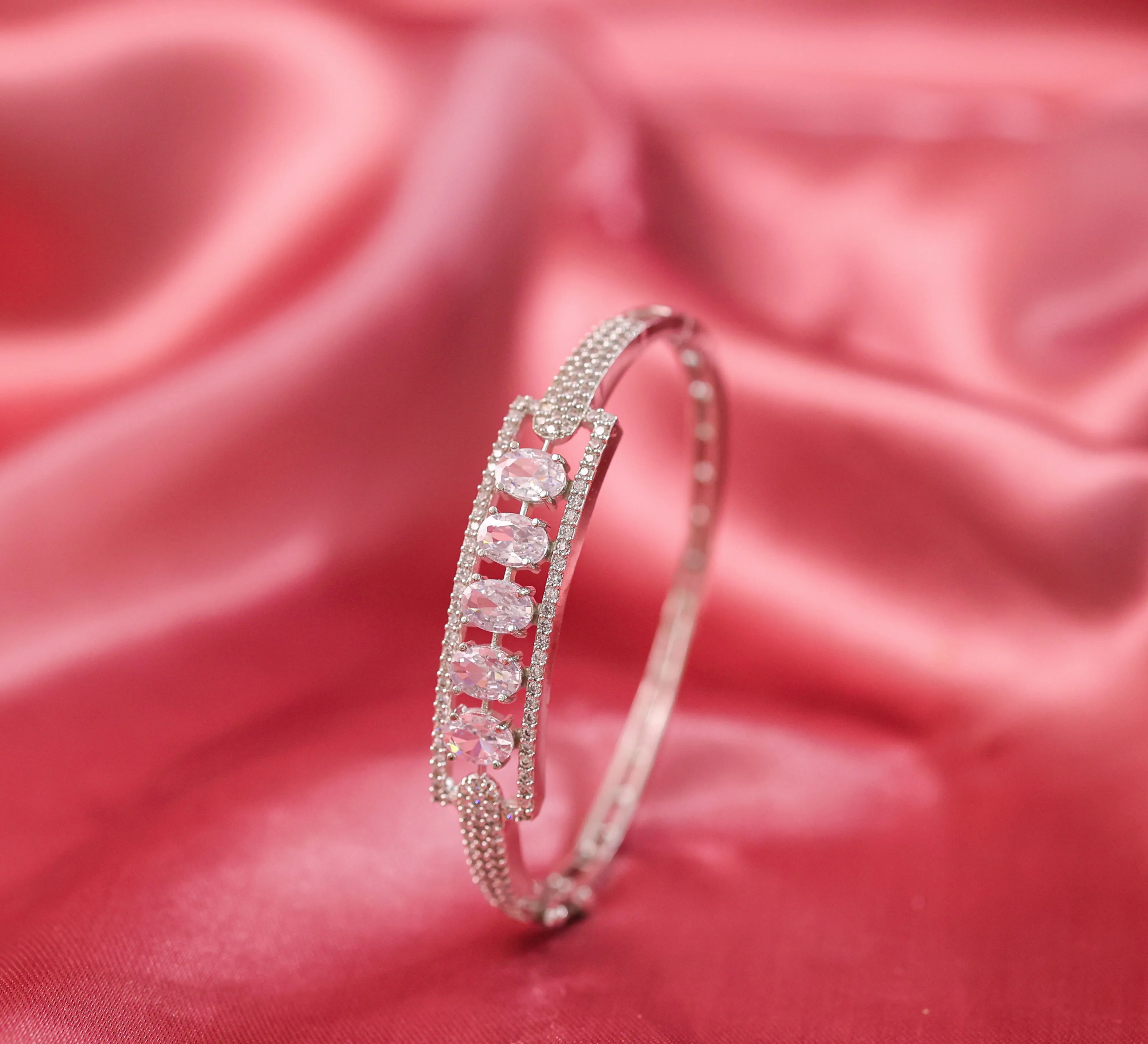 White Rhodium-Plated Bracelet for Women