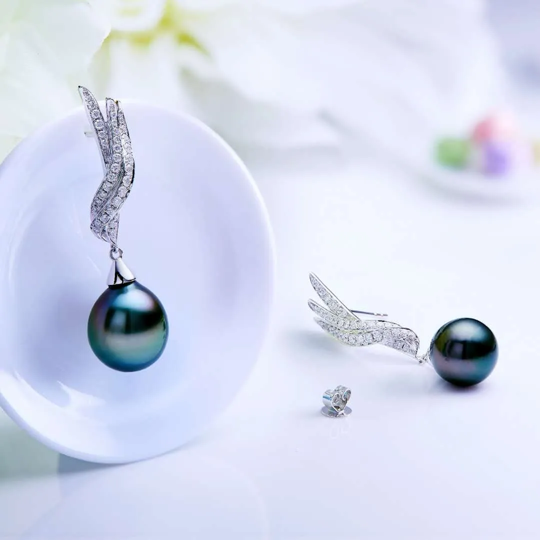 Wisp Black Pearl Drop Earrings